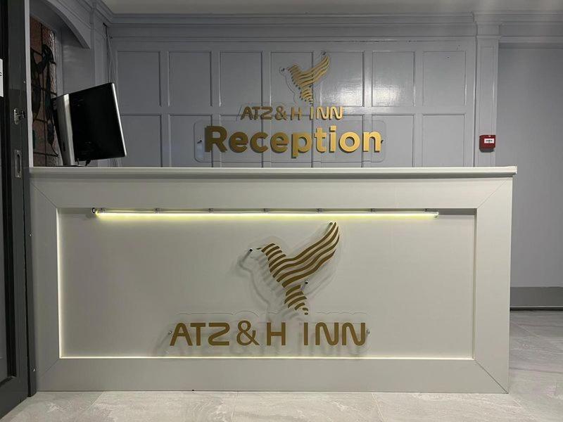 Atz&H Inn Luton  Esterno foto